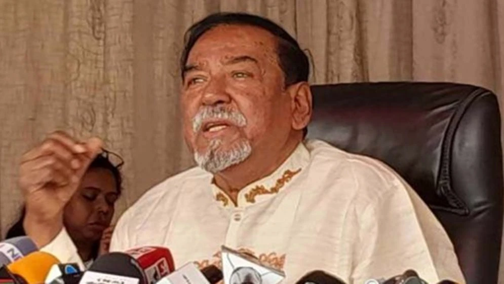 ত্রয়োদশ জাতীয় সংসদের স্পিকার নির্বাচিত মেজর (অব.) হাফিজ উদ্দিন আহমদ