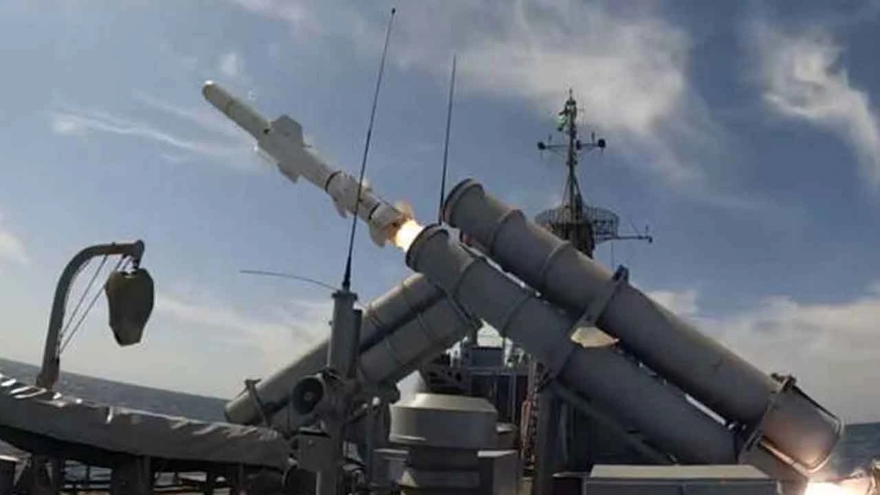 ইরানি হামলায় কাঁপল সৌদিসহ ৪ দেশ, কুয়েতের রাডার ব্যবস্থা ধ্বংস