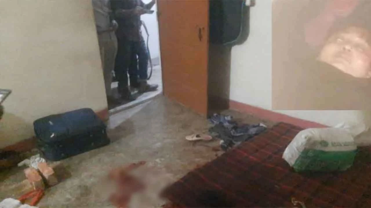 পতেঙ্গায় স্ত্রীকে হত্যার পর শিশুকে নিয়ে থানায় হাজির ঘাতক স্বামী