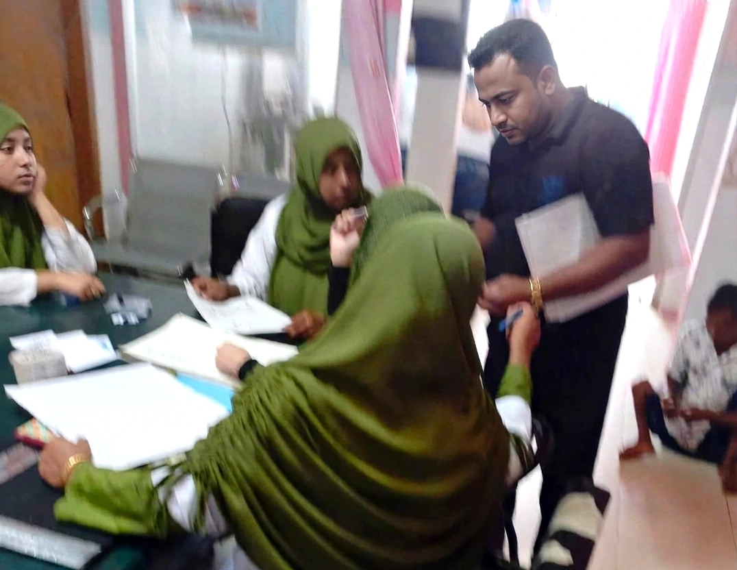 ‘আন্টি’ ডাকায় নার্সের তাণ্ডব: সুনামগঞ্জ সদর হাসপাতালে রোগীর স্বজনের সঙ্গে চরম অপেশাদার আচরণ